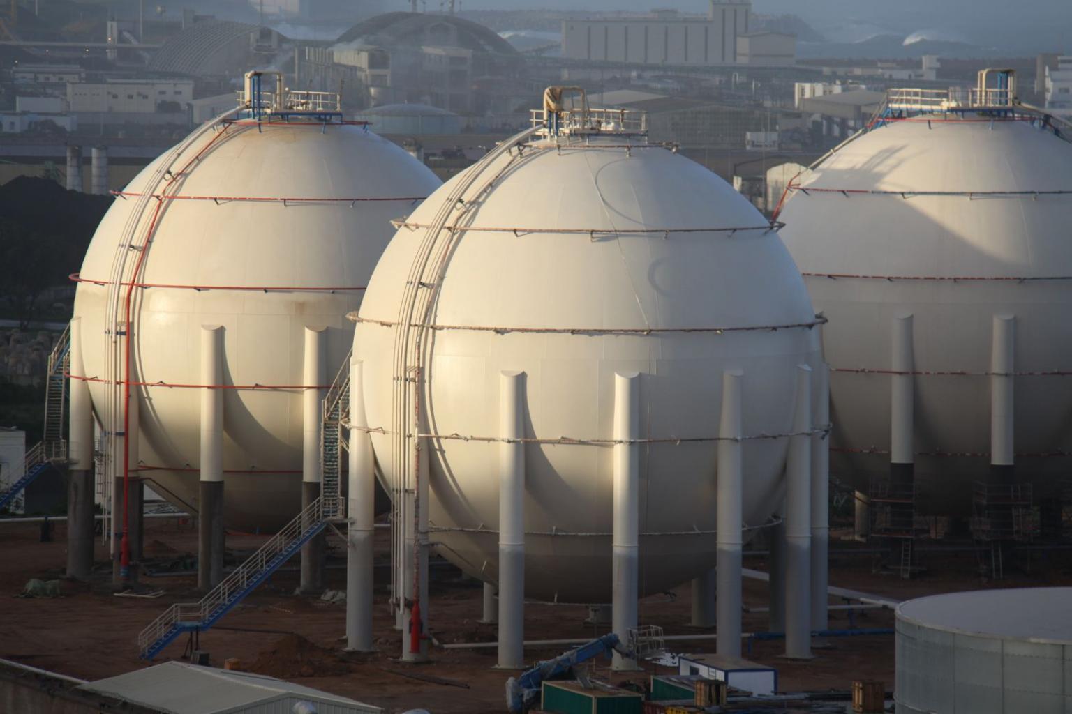 Butane gas storage tanks, Morocco (copyright Tissot)